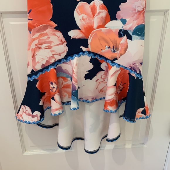 High Low Ruche Ruffle Floral Dress - Picture 5 of 9